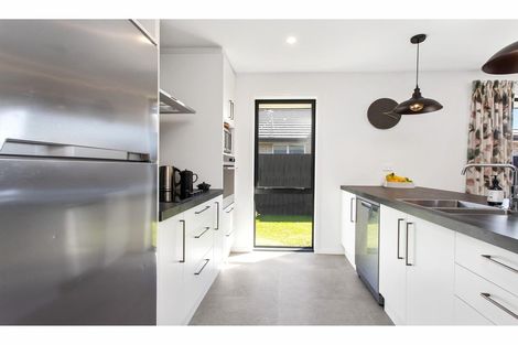 Photo of property in 8 Musket Lane, Broomfield, Christchurch, 8042