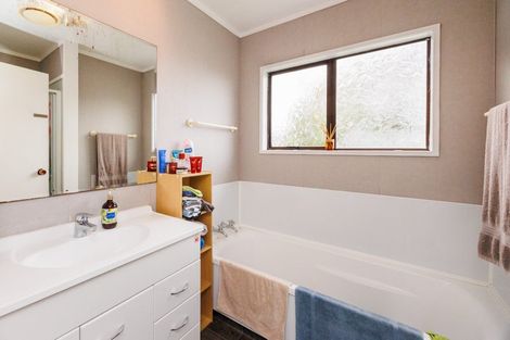 Photo of property in 4a Harding Place, Feilding, 4702