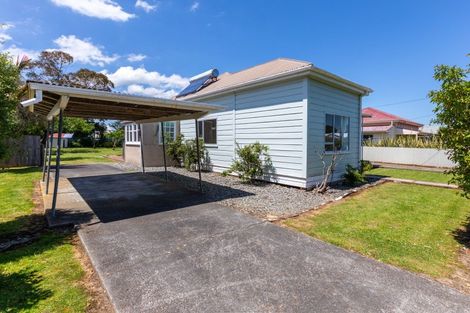 Photo of property in 46 Ross Street, Woodville, 4920