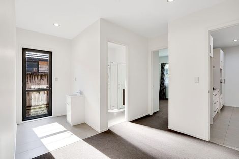 Photo of property in 15 Te Ironui Place, Huntington, Hamilton, 3210