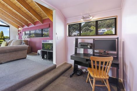 Photo of property in 22 Mercury Way, Whitby, Porirua, 5024