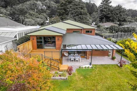 Photo of property in 45 Hine Road, Wainuiomata, Lower Hutt, 5014