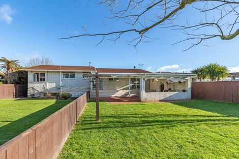 Photo of property in 53 Kennedy Drive, Levin, 5510