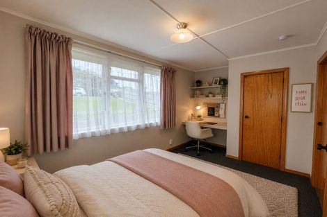 Photo of property in 80 Tireti Road, Titahi Bay, Porirua, 5022