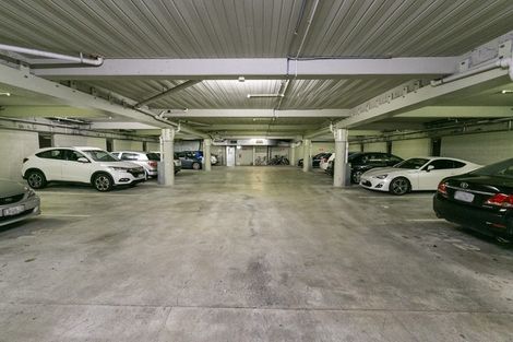 Photo of property in Mendoza Terraces, 9 Ebor Street, Te Aro, Wellington, 6011
