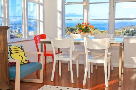 Photo of property in 53 Todman Street, Brooklyn, Wellington, 6021