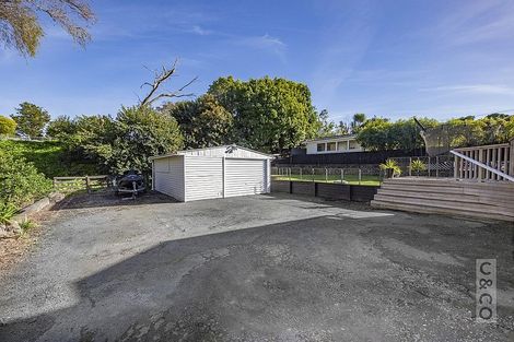 Photo of property in 30-32 Great North Road, Riverhead, 0820