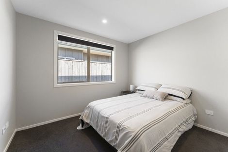 Photo of property in 5 Mahia Lane, Waikanae, 5036