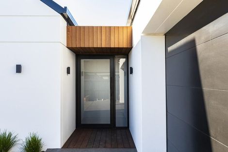 Photo of property in 7 Hobbs Lane, Harewood, Christchurch, 8051