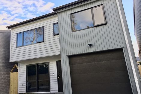 Photo of property in 425d Great South Road, Opaheke, 2113