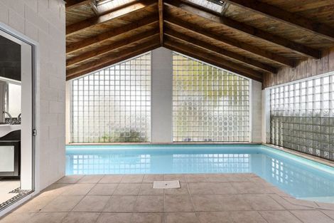 Photo of property in 37 Karioitahi Road, Waiuku, 2683