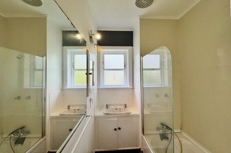 Photo of property in 39 Park Road, West End, Palmerston North, 4412