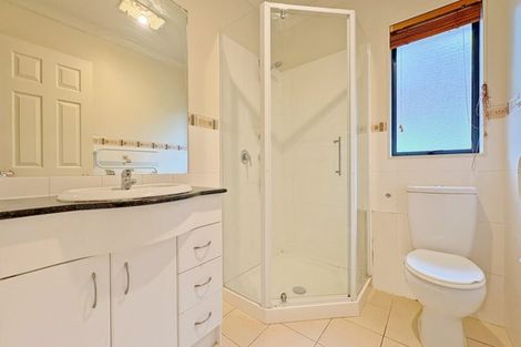Photo of property in 56 San Marino Drive West, Henderson, Auckland, 0612