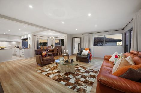 Photo of property in 2/19a Sanders Avenue, Takapuna, Auckland, 0622