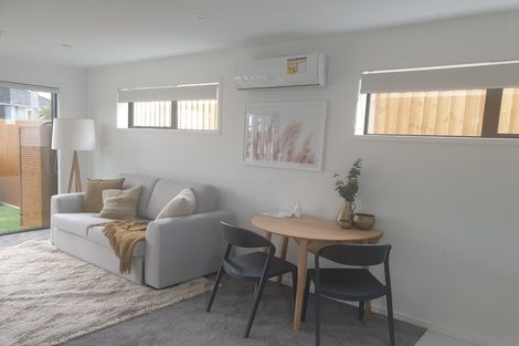 Photo of property in 8/87 Taikata Road, Te Atatu Peninsula, Auckland, 0610