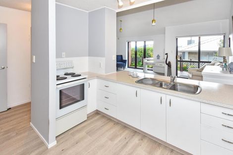 Photo of property in 5/151 Kitchener Road, Pukekohe, 2120