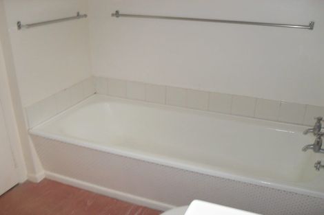 Photo of property in 117u6 Austin Street, Mount Victoria, Wellington, 6011