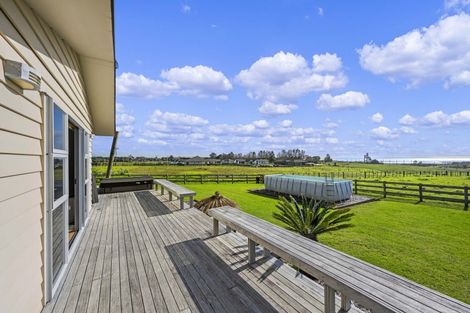 Photo of property in 425 Clarks Beach Road, Waiau Pa, Pukekohe, 2679