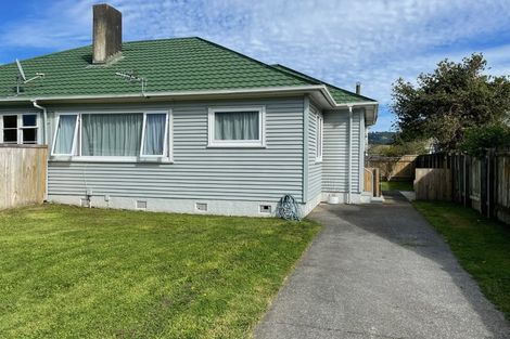 Photo of property in 59 Hewer Crescent, Naenae, Lower Hutt, 5011