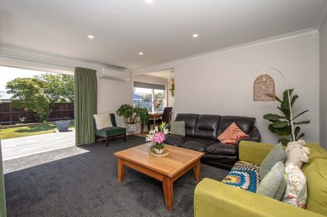 Photo of property in 54 Castletown Place, New Brighton, Christchurch, 8083