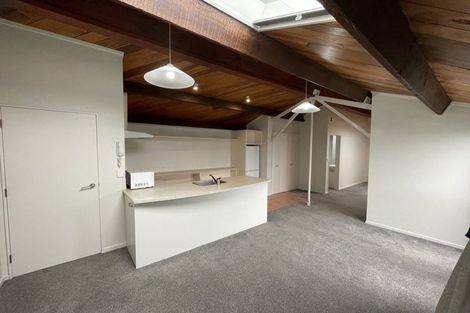 Photo of property in Metro Apartments, 20/220u Thorndon Quay, Pipitea, Wellington, 6011