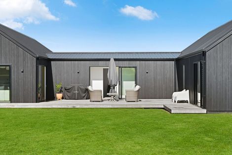 Photo of property in 15 Redwood Lane, Pirongia, 3802