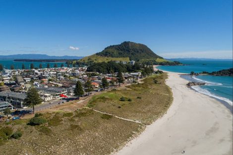 Photo of property in 45 Marine Parade, Mount Maunganui, 3116