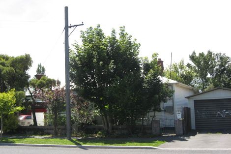 Photo of property in 8 Geraldine Street, Edgeware, Christchurch, 8013