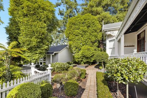 Photo of property in 23 Ruakiwi Road, Hamilton Lake, Hamilton, 3204