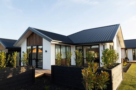 Photo of property in 15 Gisele Crescent, Halswell, Christchurch, 8025
