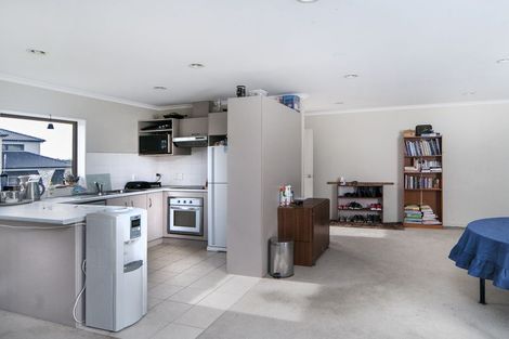 Photo of property in 3 Kokako Rise, Papakura, 2110