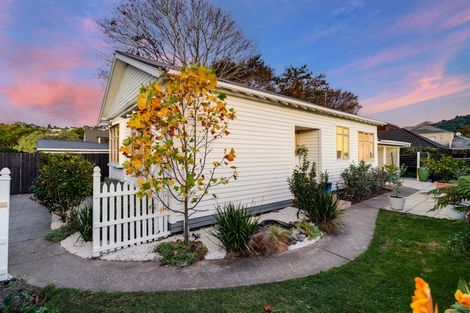 Photo of property in 24 Riverview Street, Beckenham, Christchurch, 8023