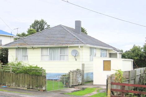 Photo of property in 41 Puriri Street, Helensville, 0800