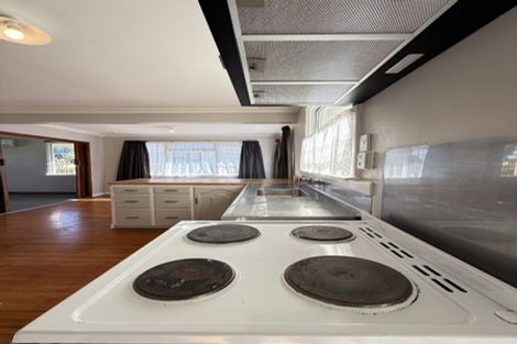 Photo of property in 25 Battiscombe Terrace, Waitara, 4320