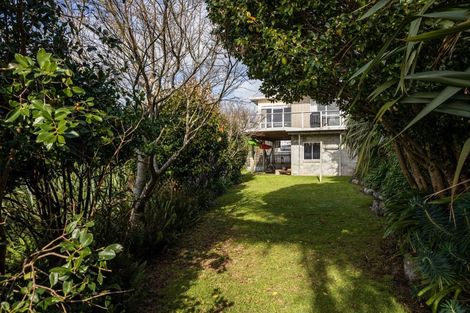 Photo of property in 3a Montana Place, Merrilands, New Plymouth, 4312