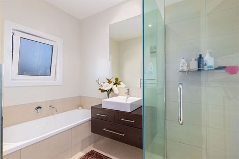 Photo of property in 4 Bradshaw Terrace, Riccarton, Christchurch, 8011