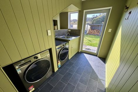 Photo of property in 14 Butlers Road, Ruatapu, Hokitika, 7883