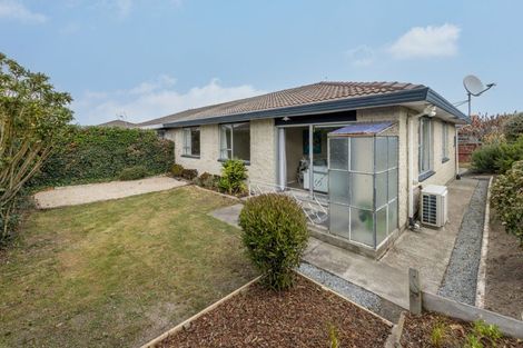Photo of property in 2/8 Wanstead Place, Woolston, Christchurch, 8062