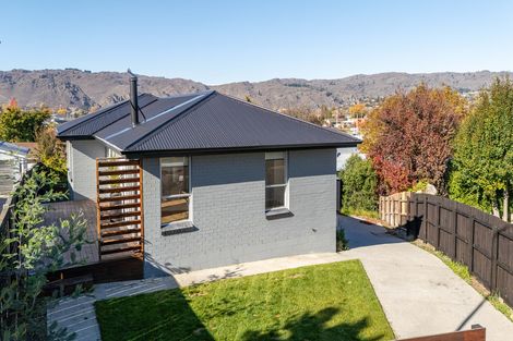 Photo of property in 128 Ashworth Street, Alexandra, 9320