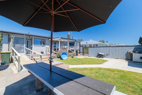 Photo of property in 6 Grenville Street, Levin, 5510