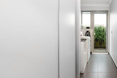 Photo of property in 64 Aotea Drive, Aotea, Porirua, 5024