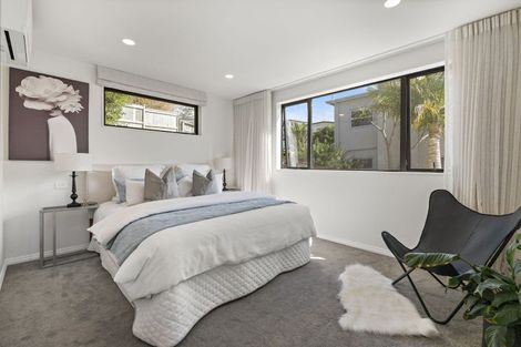 Photo of property in 46a Beulah Avenue, Rothesay Bay, Auckland, 0630