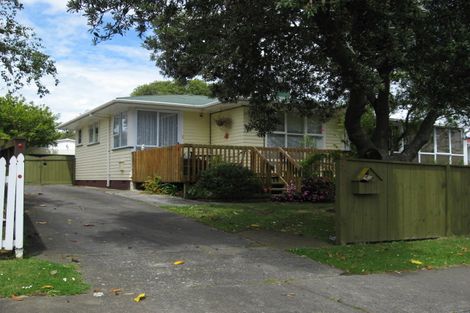 Photo of property in 37 Friesian Drive, Mangere, Auckland, 2022