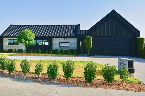 Photo of property in 16 Kaniera Terrace, Cambridge, 3434