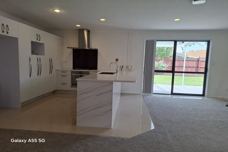 Photo of property in 4 Shiraz Place, Henderson, Auckland, 0612
