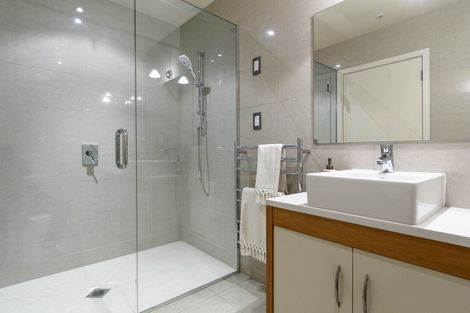 Photo of property in 2a Hinewa Road, Otumoetai, Tauranga, 3110