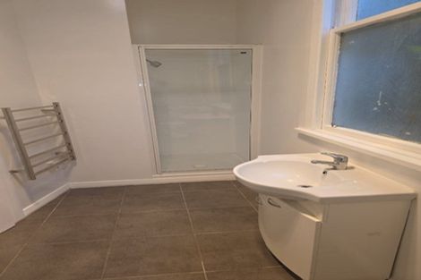 Photo of property in 355 The Terrace, Te Aro, Wellington, 6011