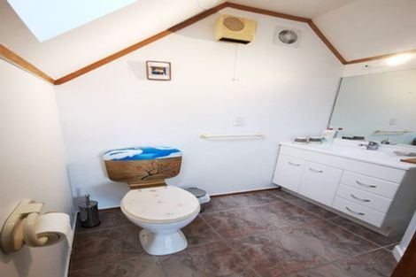 Photo of property in 307 Kaipara Road, Papakura, 2582