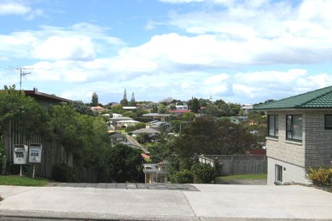 Photo of property in 22a Knightsbridge Drive, Forrest Hill, Auckland, 0620