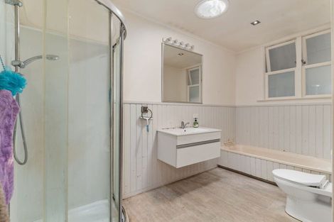 Photo of property in 63 Park Road, Carterton, 5713